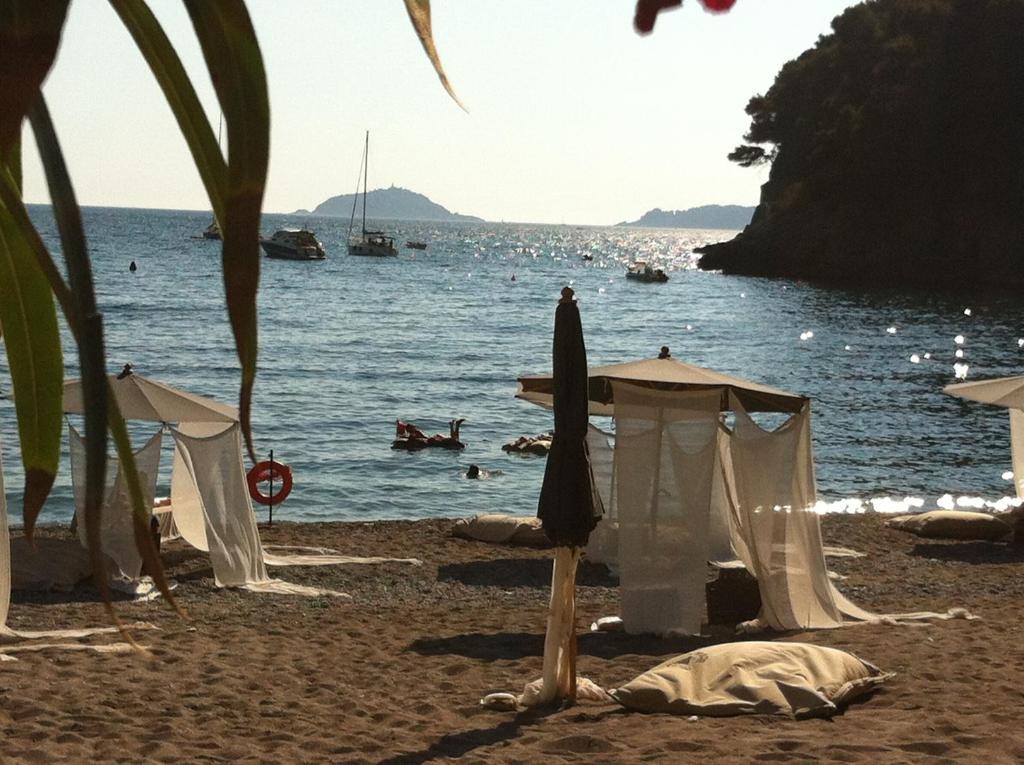 Eco Del Mare Bed and Breakfast Lerici Exteriör bild